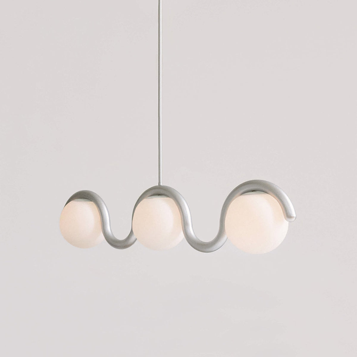 Linear Chandelier Red and Silver – view 12